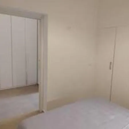 Lejlighed Giulia's *